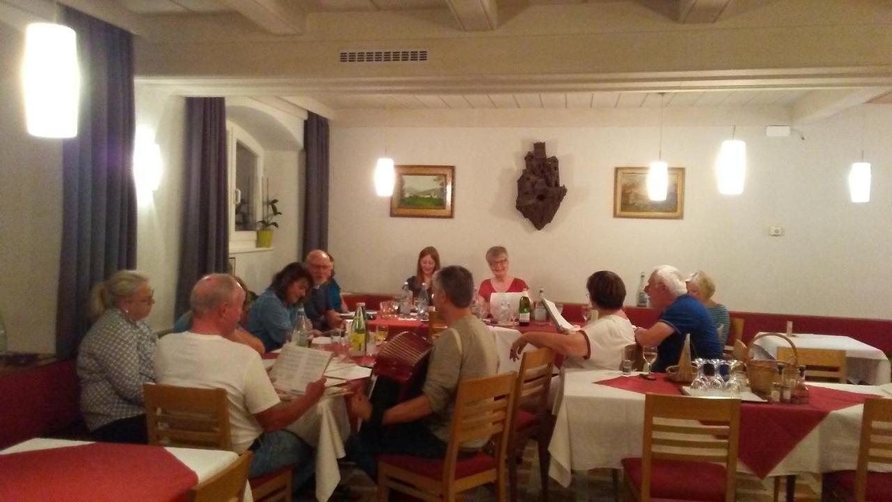 Hotel Zum Rossl Anterivo Dış mekan fotoğraf