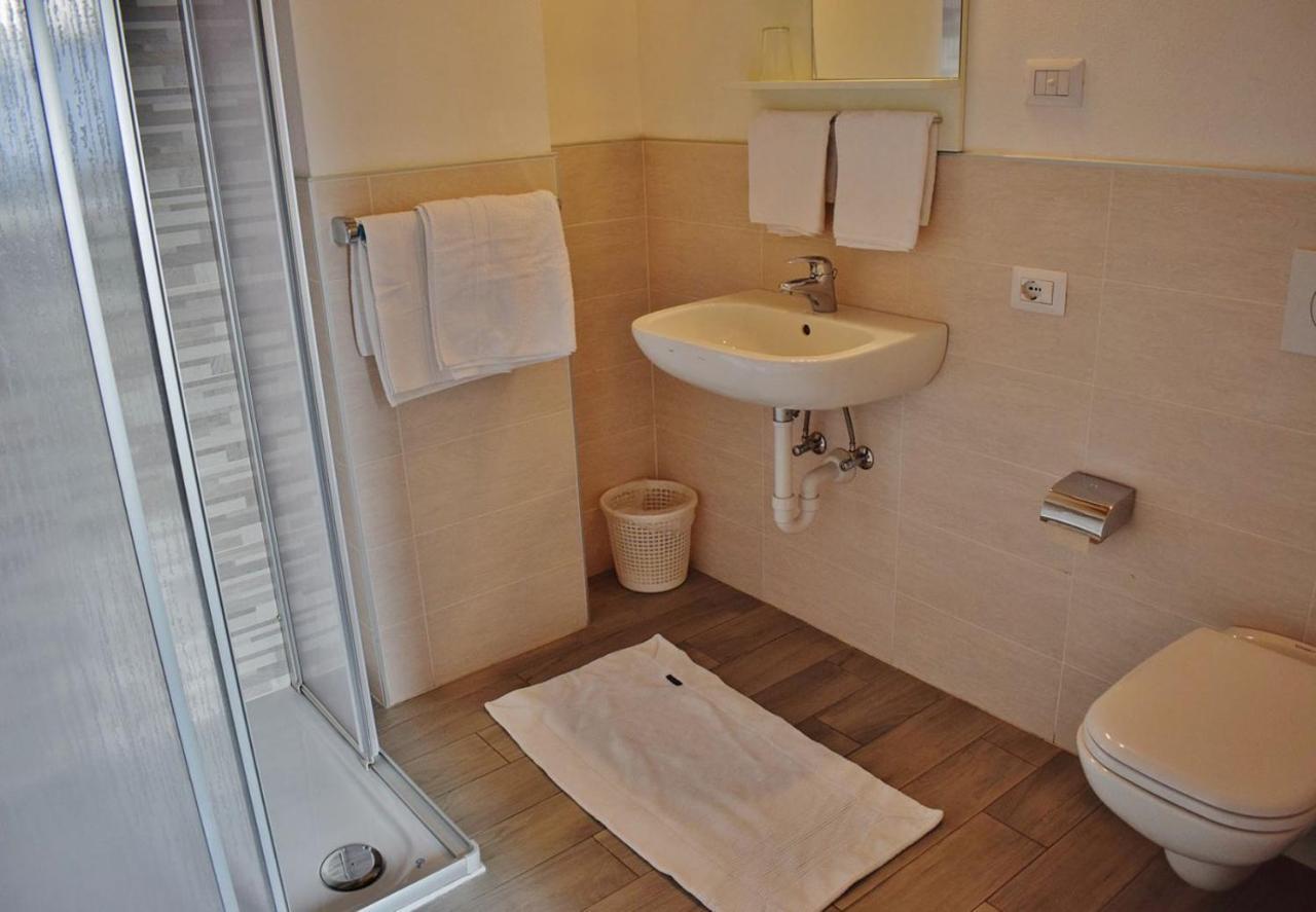 Hotel Zum Rossl Anterivo Dış mekan fotoğraf